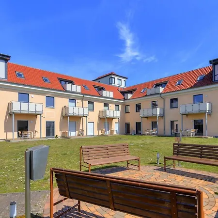 Peenemuende, Seglerhafen Sb Brig 09,15 Exterior photo