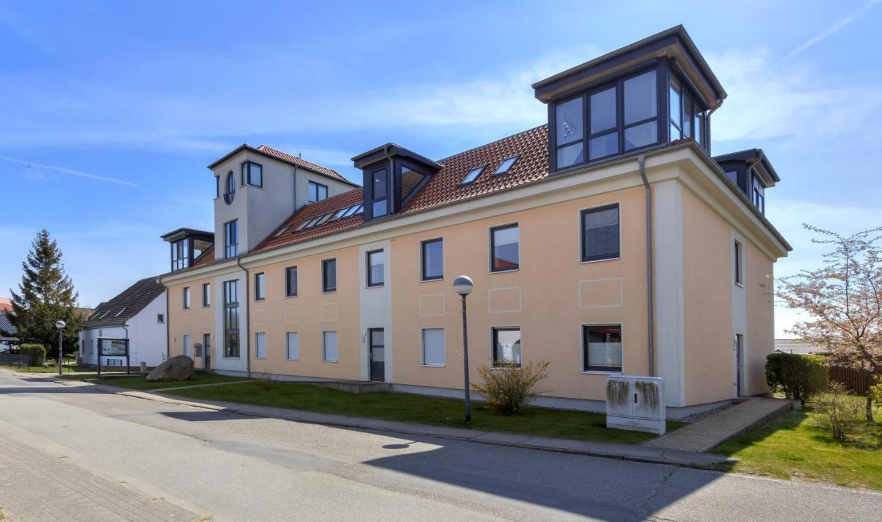 Peenemuende, Seglerhafen Sb Brig 09,15 Peenemunde